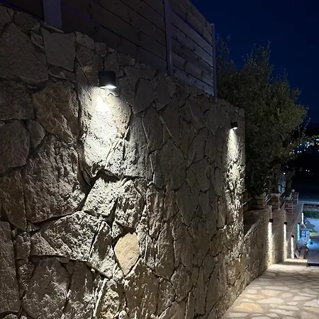 Aquarelle Boutique 4*